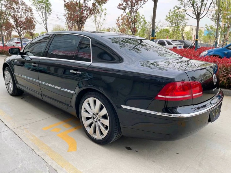 济宁11年大众辉腾7