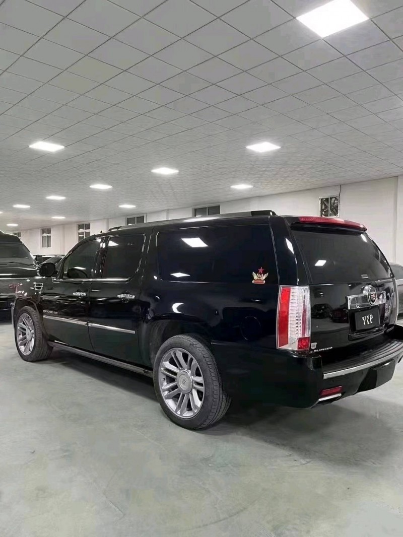 廊坊13年凯迪拉克凯雷德4