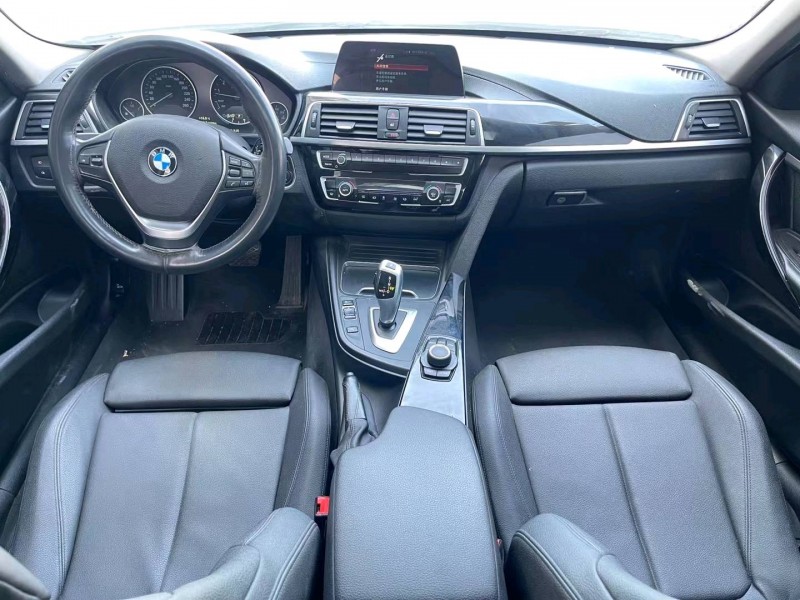 济宁18年宝马3系5