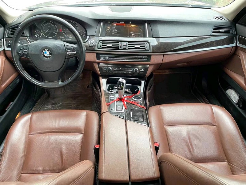 济宁15年宝马5系5