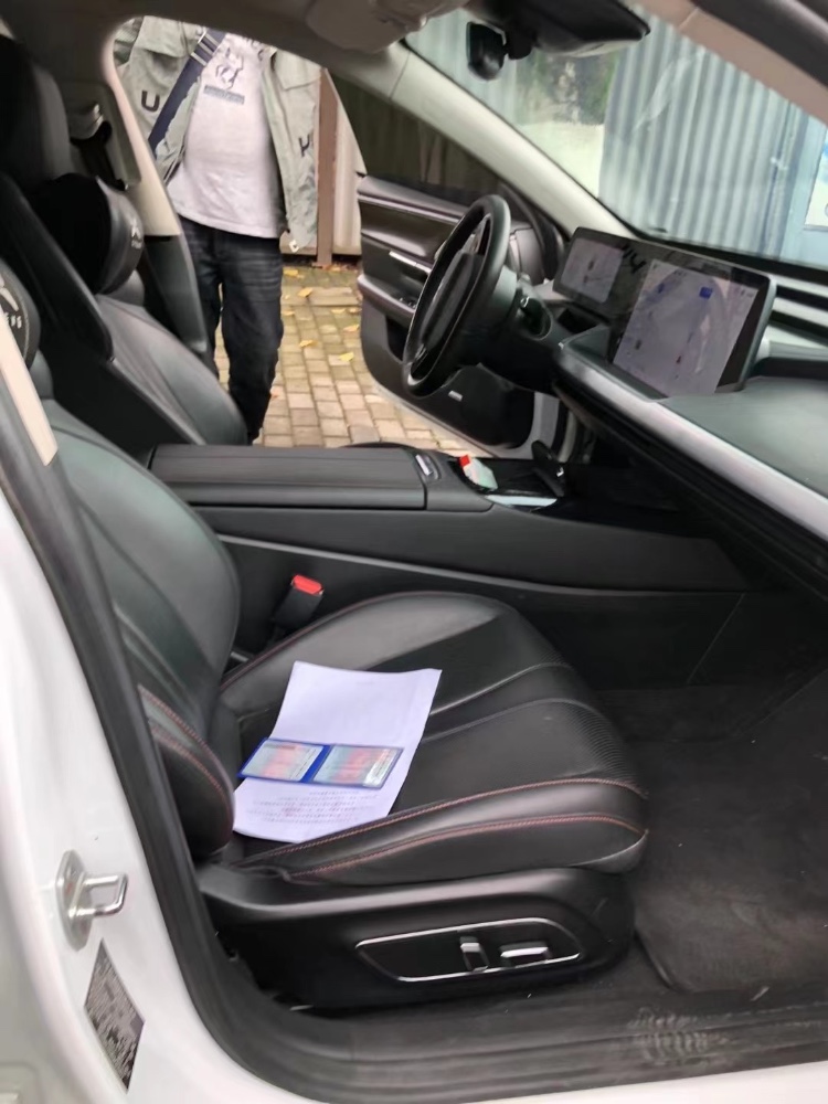 重慶21年小鵬汽車p77