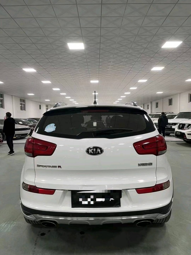 廊坊15年起亚智跑9