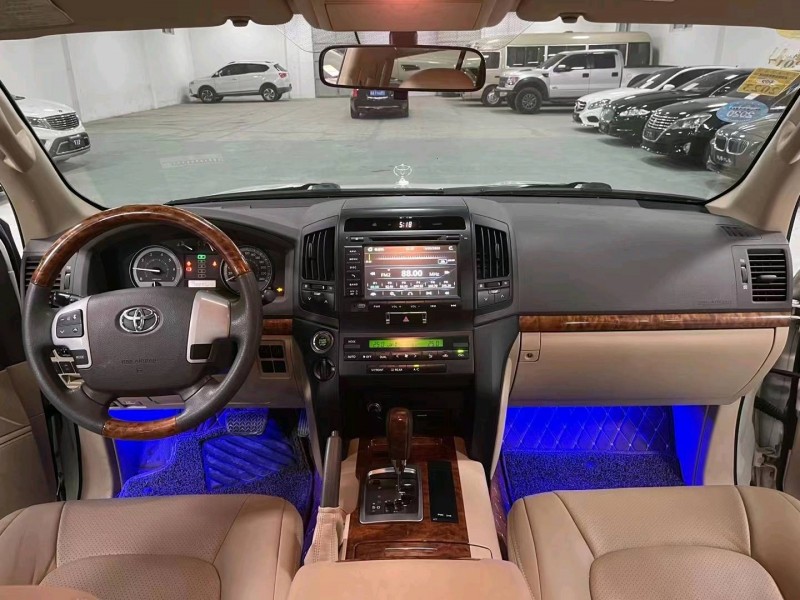 廊坊15年丰田兰德酷路泽6