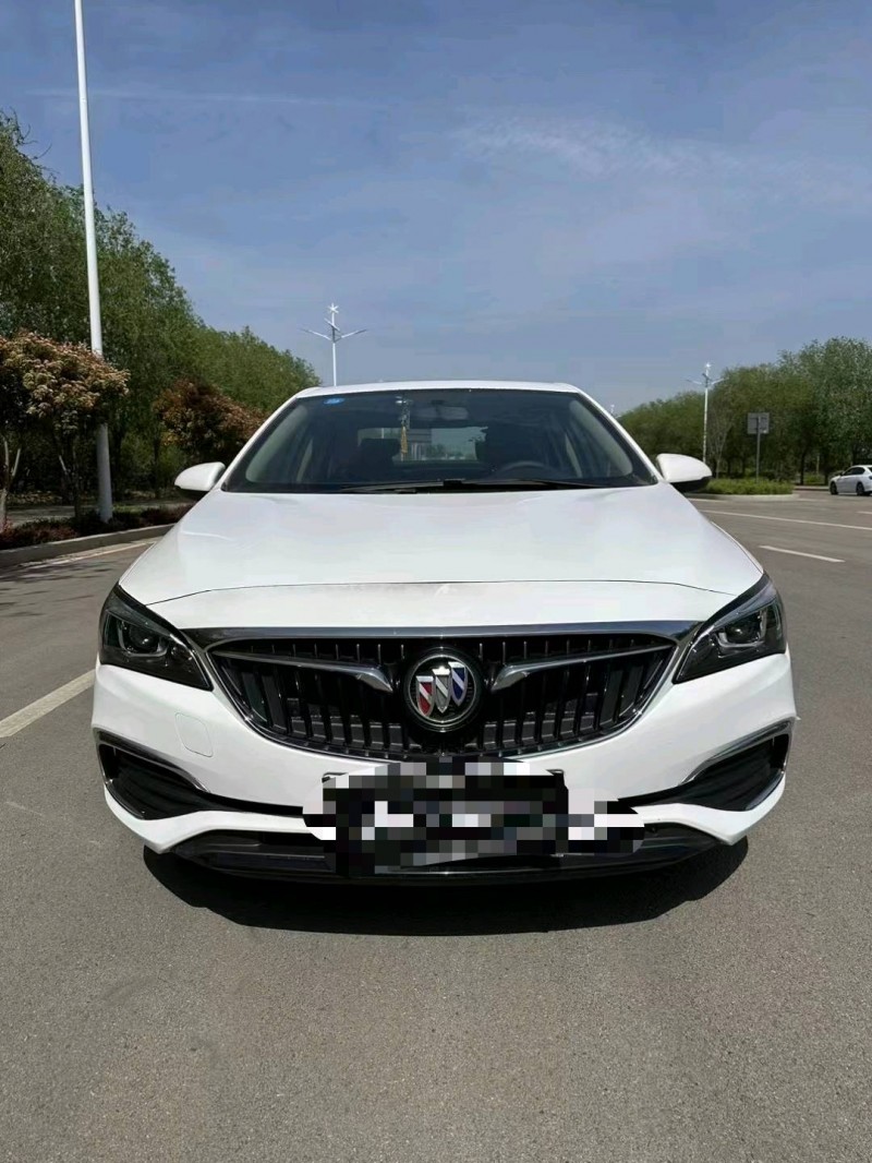 枣庄18年别克威朗1