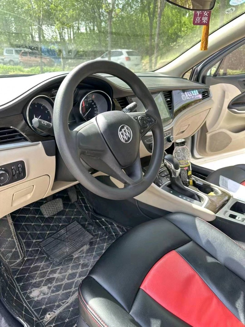 枣庄18年别克威朗4