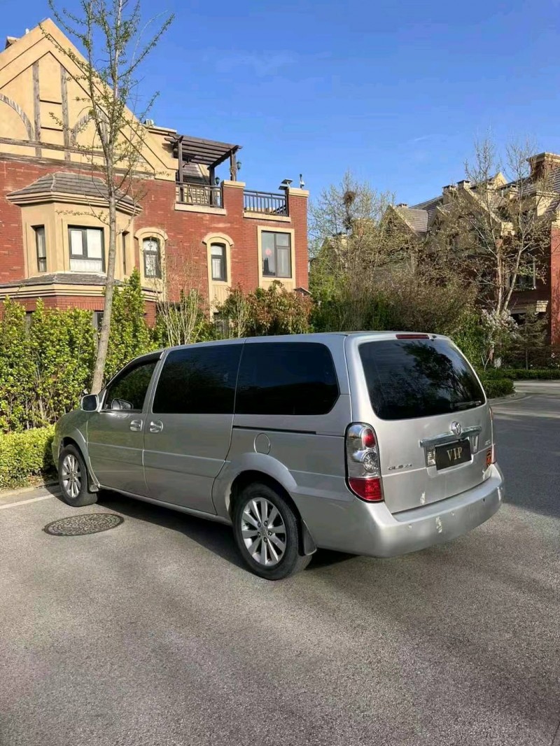 淄博11年别克GL87