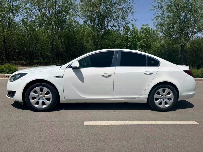 枣庄15年别克君威7