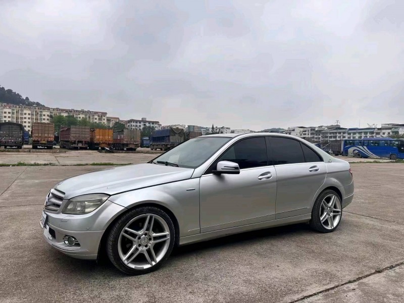 徐州10年奔驰C2