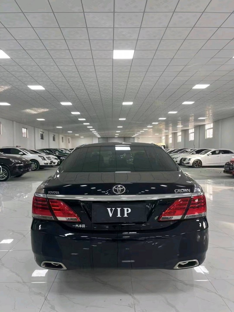 廊坊15年丰田皇冠9