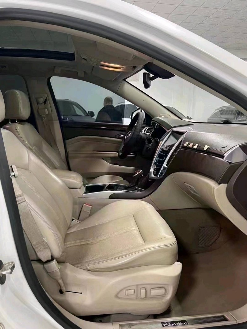 廊坊14年凯迪拉克SRX4