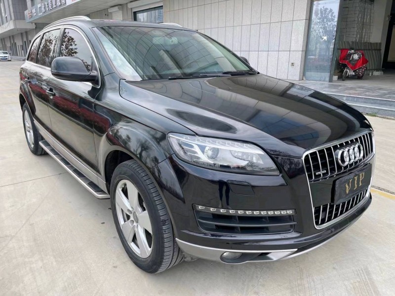 济宁12年奥迪Q73