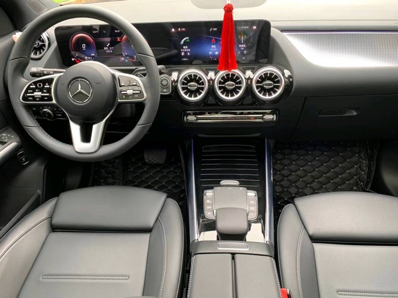 中山21年奔驰GLA7