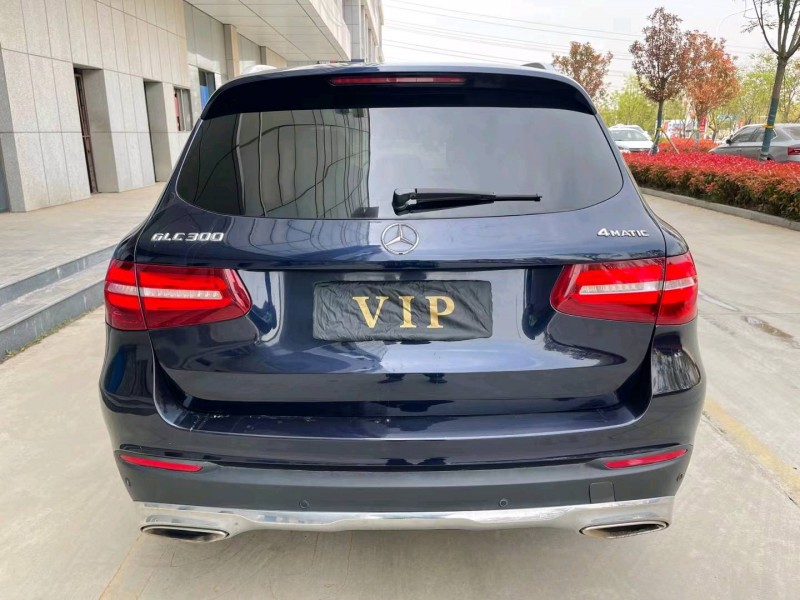 济宁16年奔驰GLC9