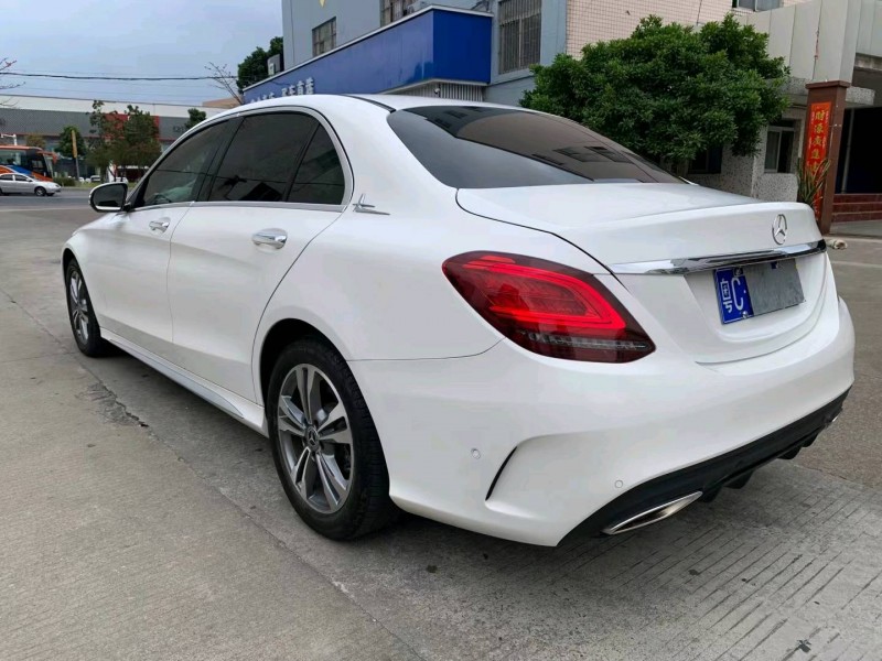 中山19年奔驰C5