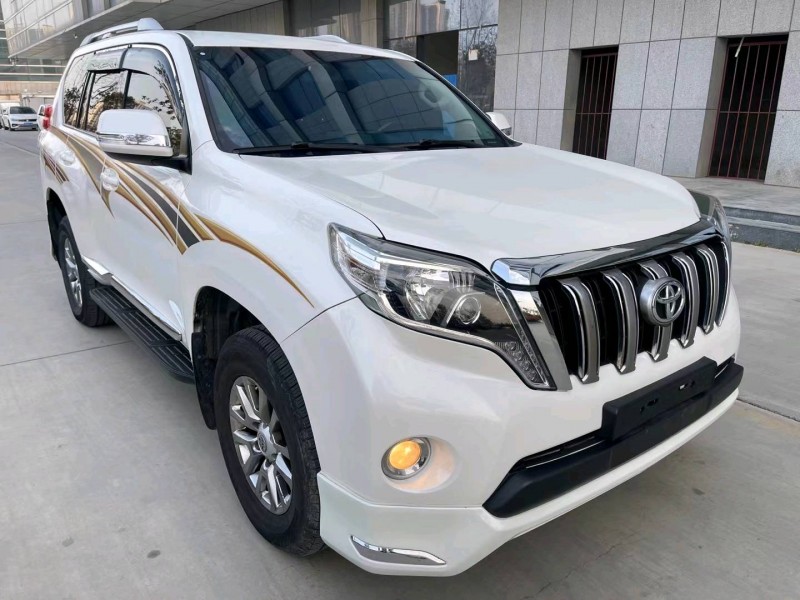 济宁14年丰田普拉多3