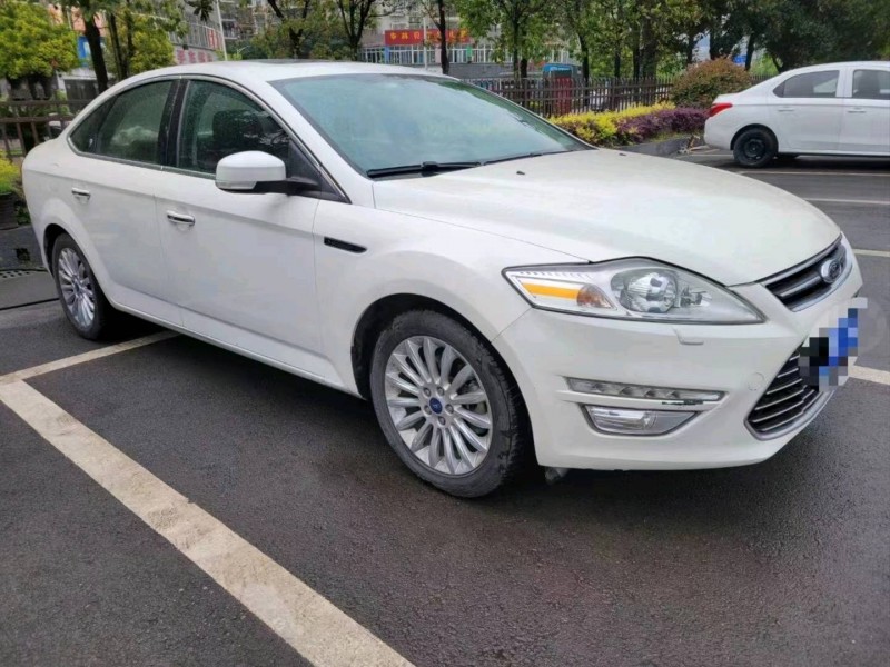 成都13年福特蒙迪欧-致胜9