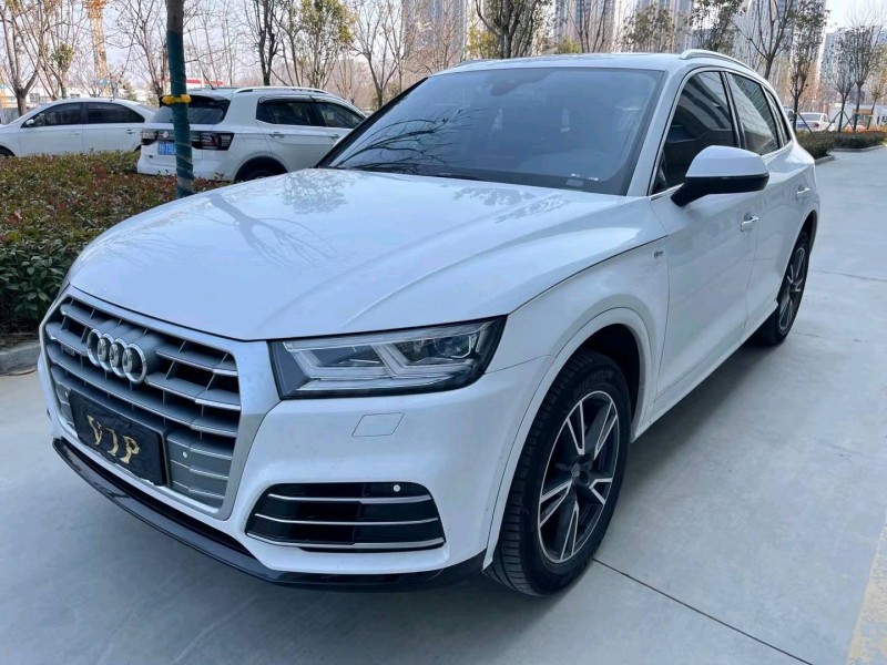 济宁19年奥迪Q52