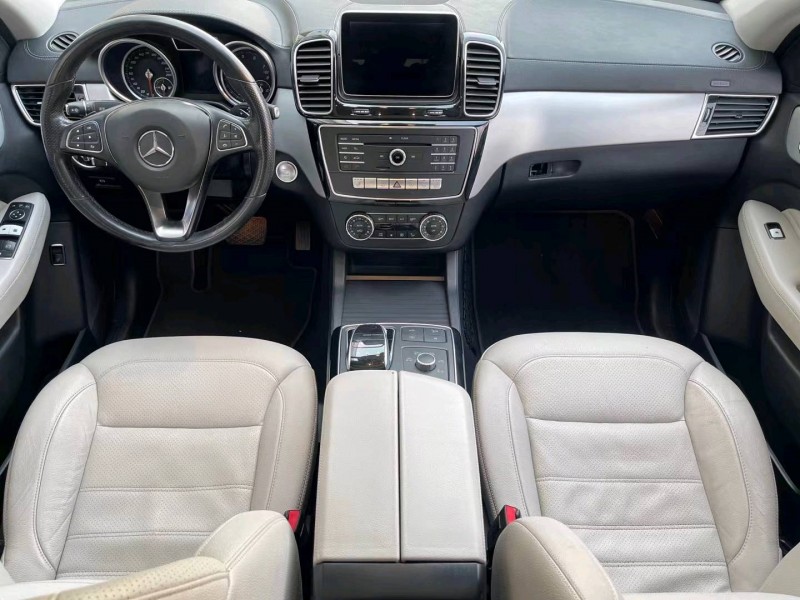 济宁16年奔驰GLE5