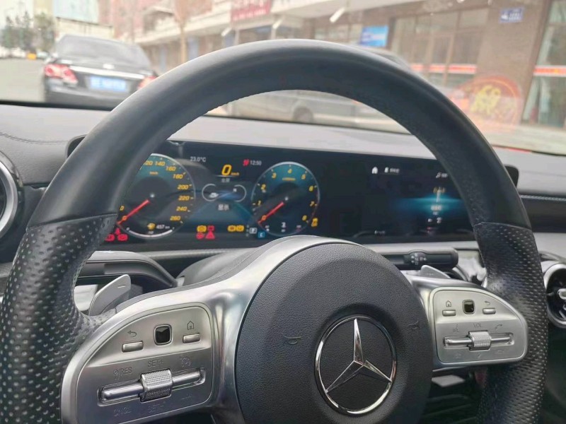 石家庄19年奔驰A2