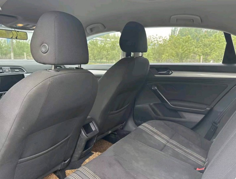 济南16年大众凌渡4