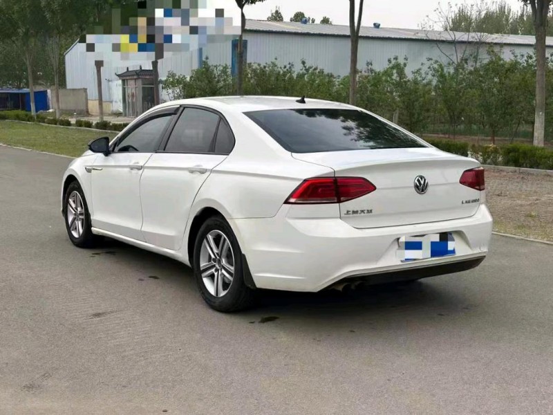 济南16年大众凌渡8