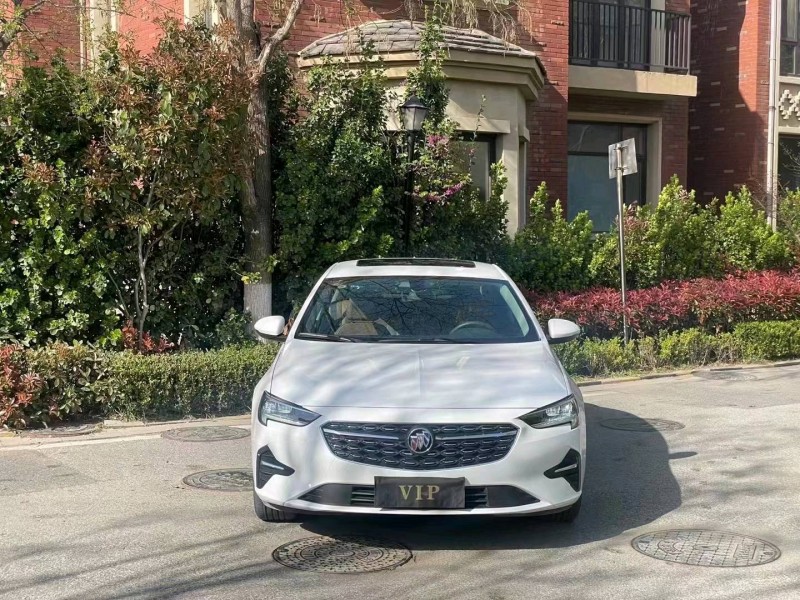 济南22年别克君威1