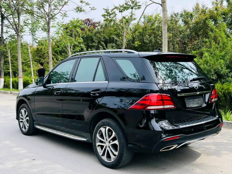 聊城17年奔驰GLE8