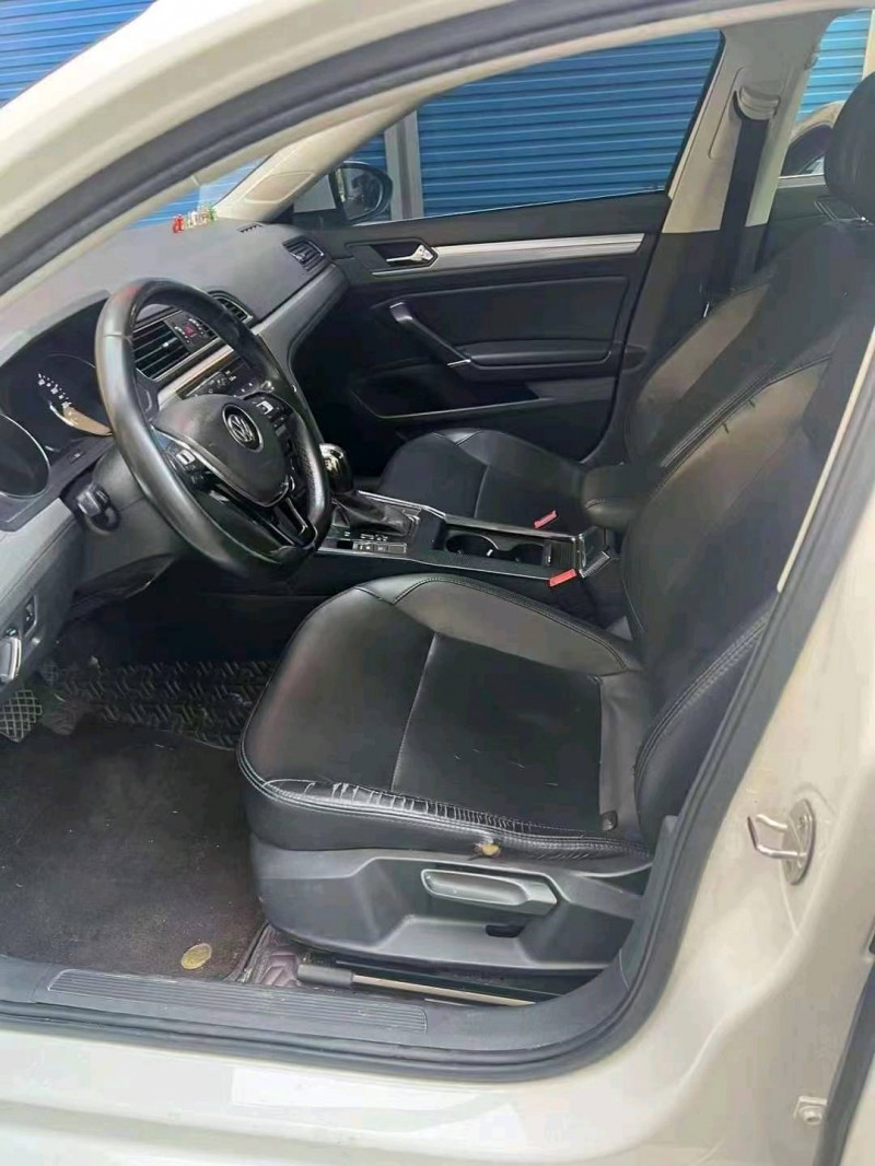 长沙17年大众凌渡3