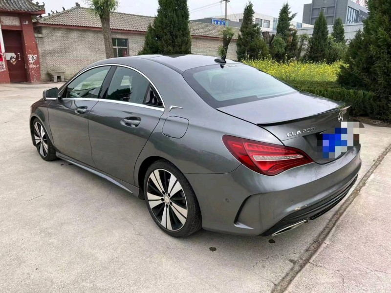 青岛17年奔驰CLA5