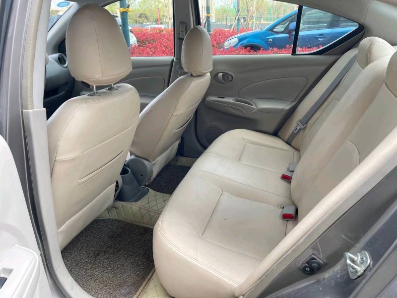 济宁17年日产阳光5