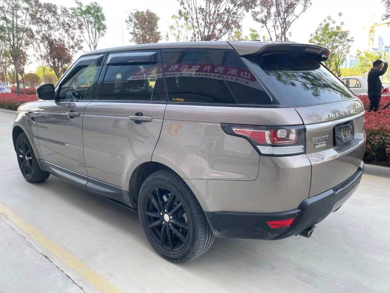 济宁16年路虎揽胜运动5