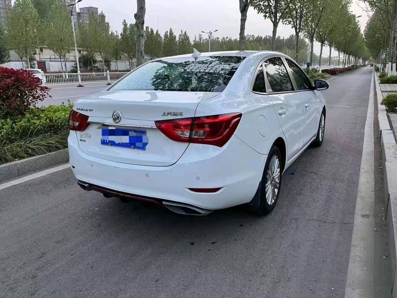 青岛17年别克英朗GT9