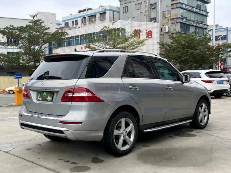 东莞13年奔驰ML8