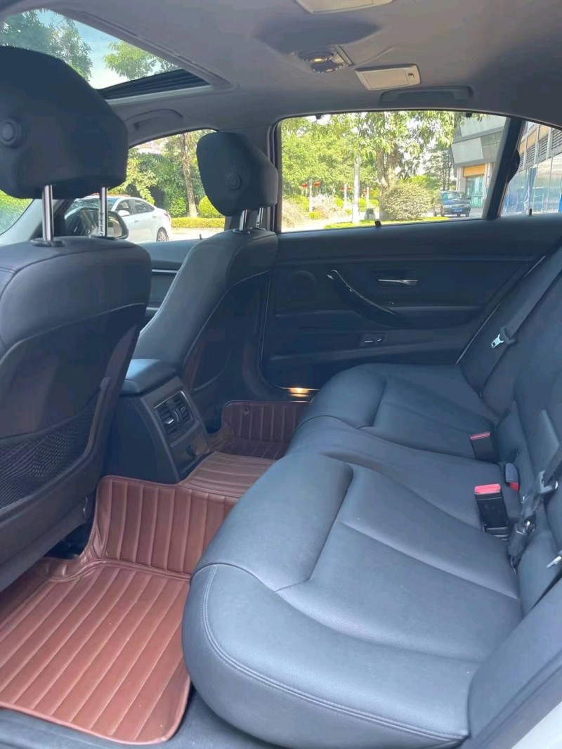 佛山17年宝马3系7