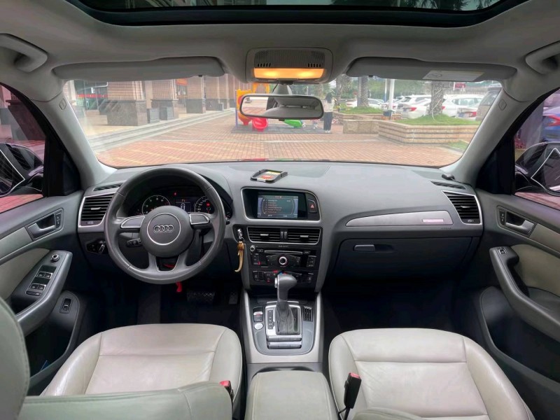 佛山16年奥迪Q57