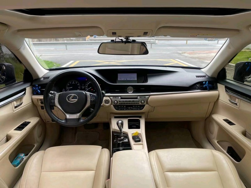 佛山14年雷克萨斯ES7