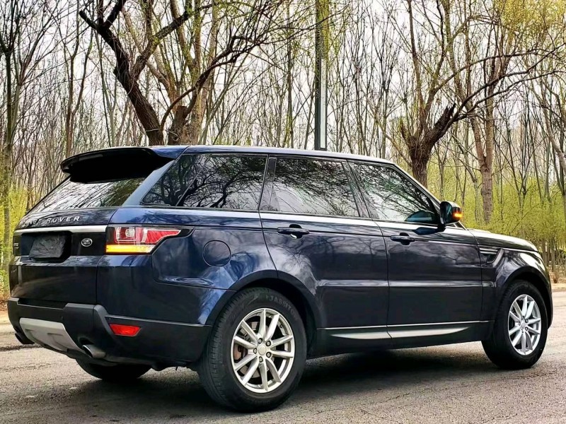 淄博14年路虎揽胜运动8