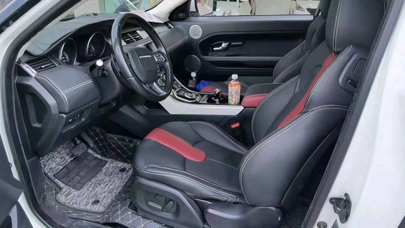 重庆12年路虎极光5