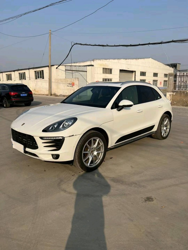 宿迁15年保时捷Macan2