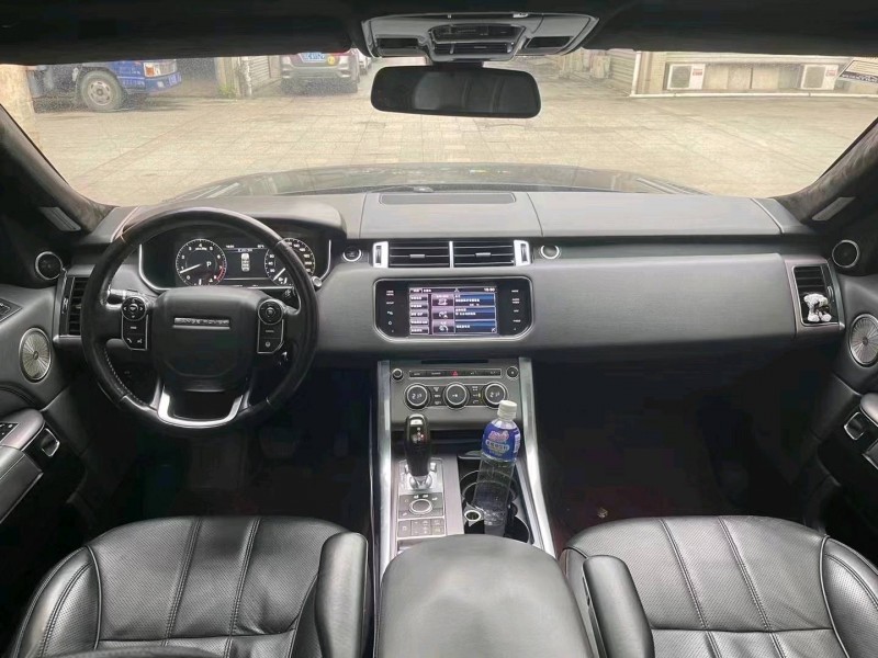 广州14年路虎揽胜运动8