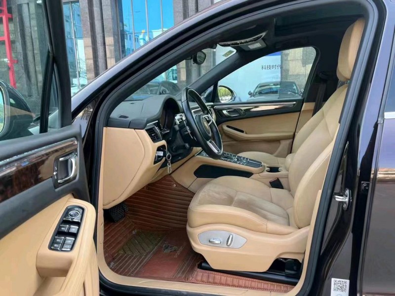 东莞18年保时捷Macan8