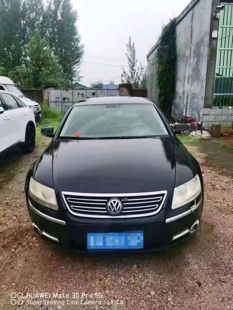 济南11年大众辉腾1