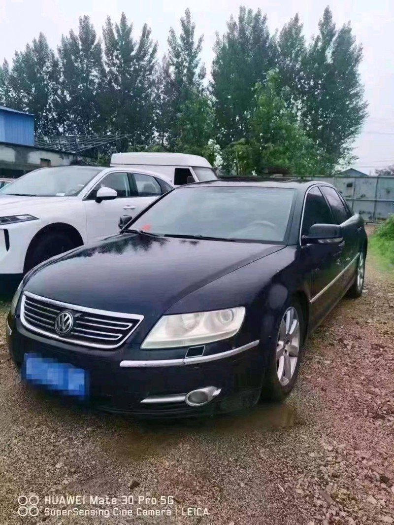 济南11年大众辉腾3