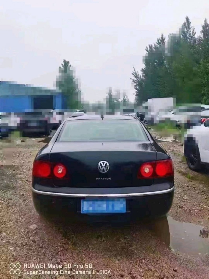 济南11年大众辉腾5