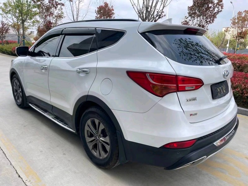 济南15年现代新胜达4