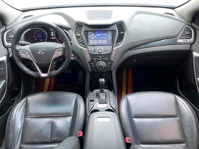 济南15年现代新胜达8