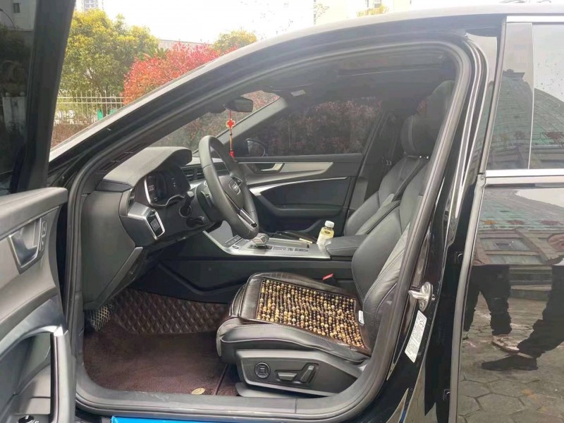 重庆21年奥迪A6L4