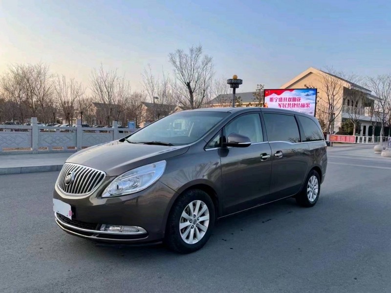 徐州16年别克GL83