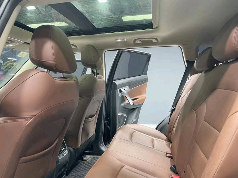 成都21年吉利博越4