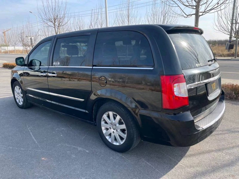 廊坊14年克莱斯勒大捷龙8